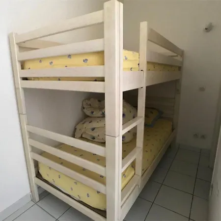 Apartment 2 Pieces + Avec Piscine Et Parking, 6 Couchages, Proche - - Fr-1-81-473 *