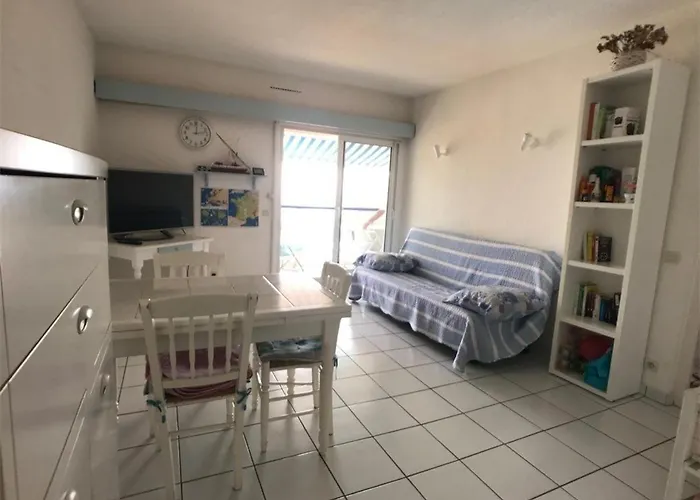 2 Pieces + Avec Piscine Et Parking, 6 Couchages, Proche - - Fr-1-81-473 * Le Barcarès