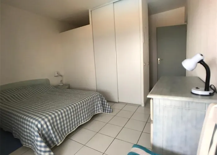 2 Pieces + Avec Piscine Et Parking, 6 Couchages, Proche - - Fr-1-81-473 شقة *