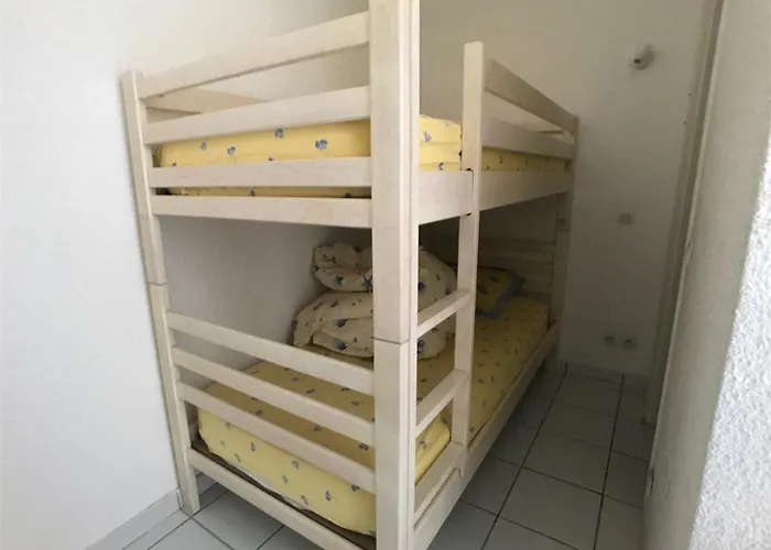 شقة 2 Pieces + Avec Piscine Et Parking, 6 Couchages, Proche - - Fr-1-81-473 *