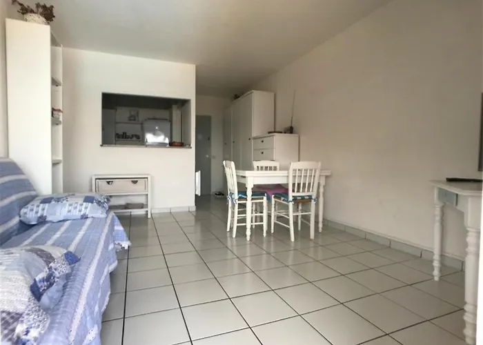 2 Pieces + Avec Piscine Et Parking, 6 Couchages, Proche - - Fr-1-81-473 * Le Barcarès